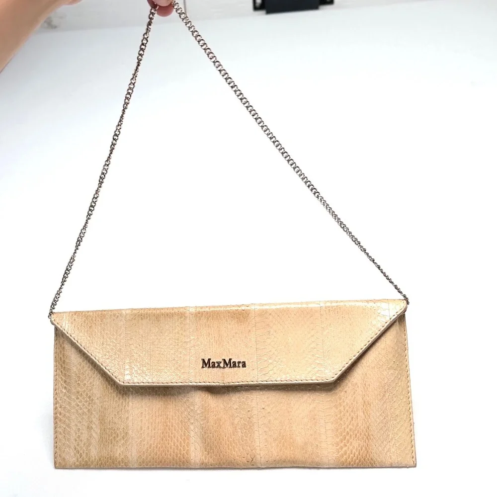 Max Mara Beige Leather Python Print Clutch Bag Chain Strap Luxury Envelope Purse